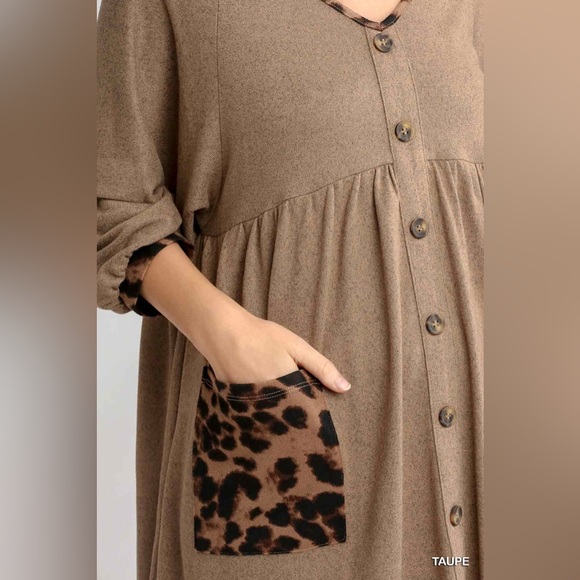 NWT UMGEE Animal Print Pockets Button Down Babydoll Knit Dress - Picture 3 of 4